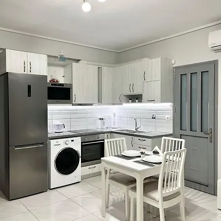 דירה Blueline 3 לוטראקי